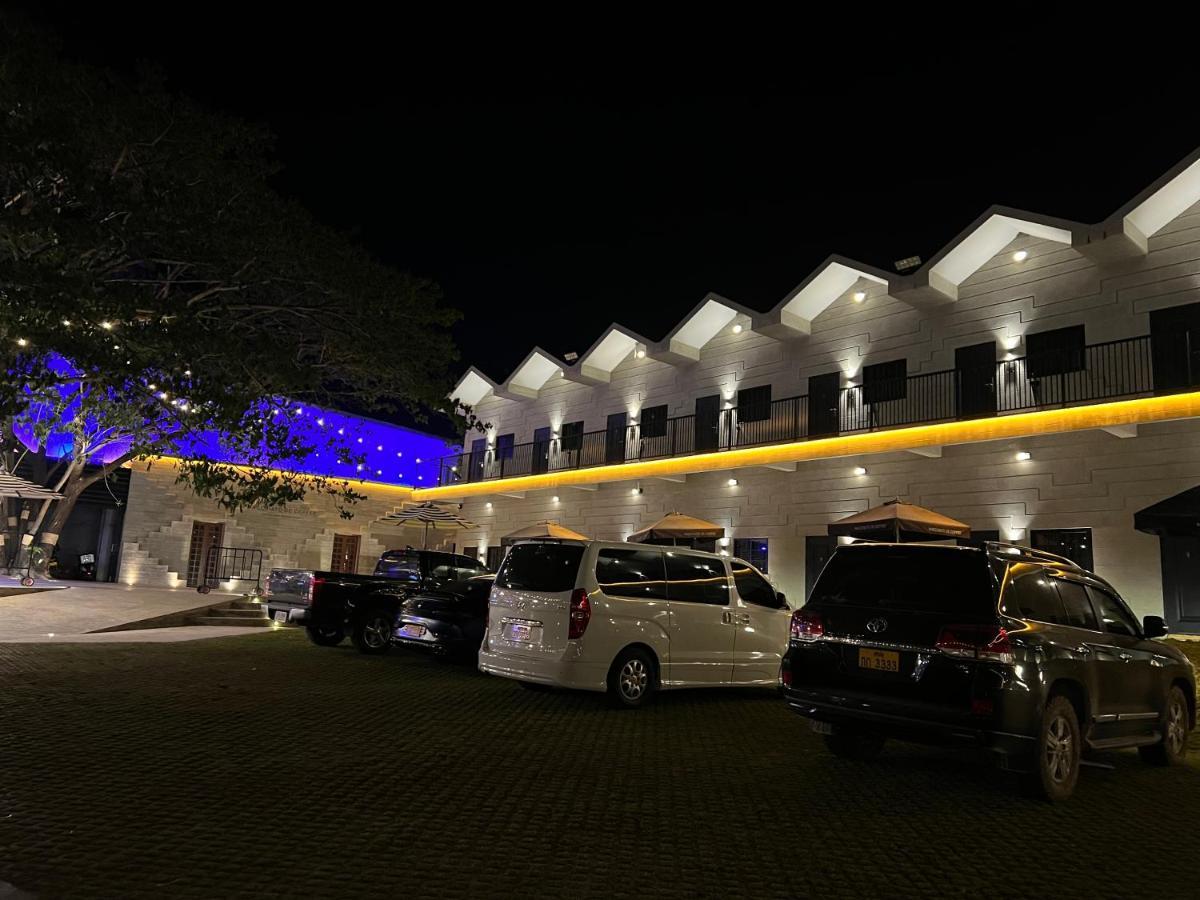 Macchiato Resort Savannakhet Opposite Thai Embassy Ngoại thất bức ảnh